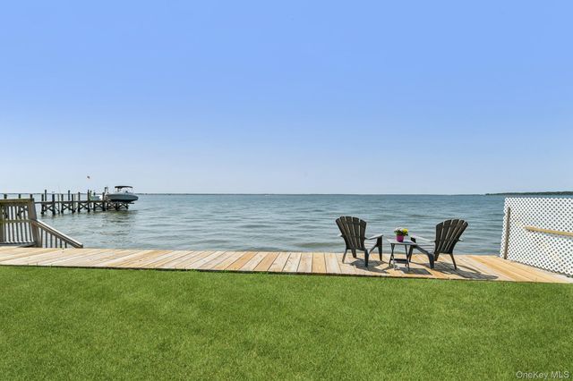 140 Ocean Avenue, Center Moriches, NY 11934