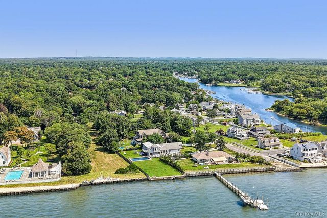 140 Ocean Avenue, Center Moriches, NY 11934