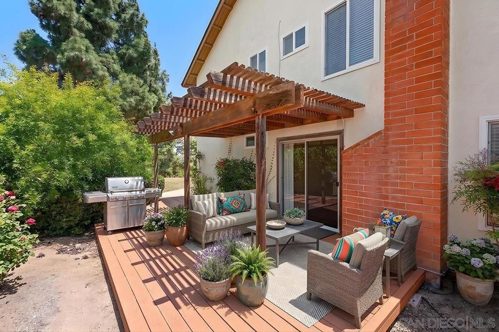 Image 28 of property listing at 4452 Camrose Avenue, San Diego, CA 92122