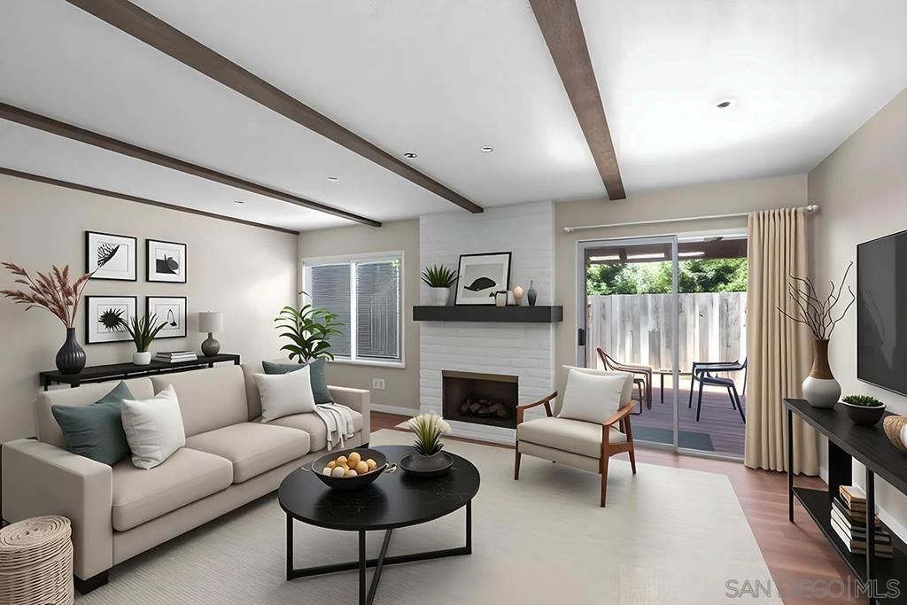 Image 3 of property listing at 4452 Camrose Avenue, San Diego, CA 92122