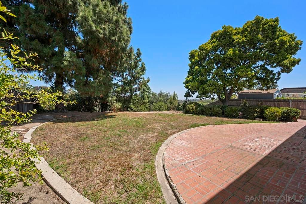 Image 32 of property listing at 4452 Camrose Avenue, San Diego, CA 92122
