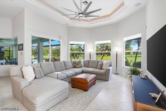 7984 Tiger Lily DR, Naples, FL 34113