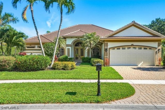 7984 Tiger Lily DR, Naples, FL 34113