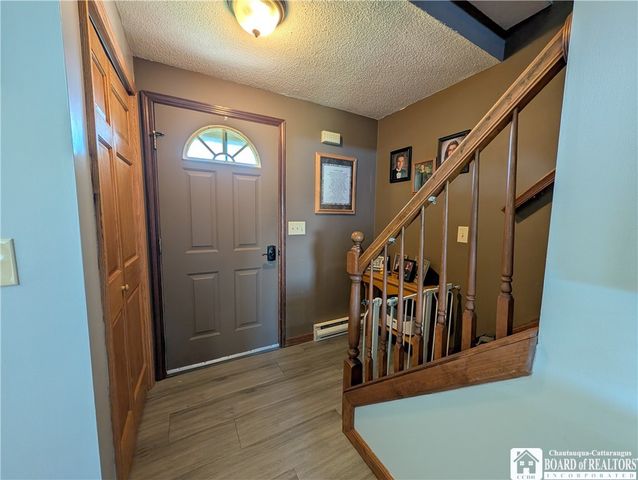 13400 Parker Road, Holland, NY 14080