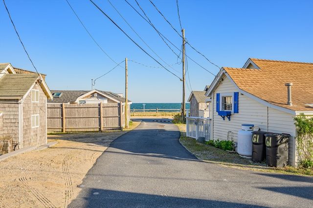 241 Old Wharf 90, Dennis, MA 02639