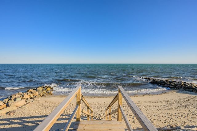 241 Old Wharf 90, Dennis, MA 02639
