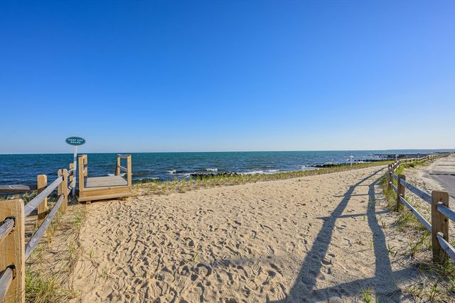 241 Old Wharf 90, Dennis, MA 02639