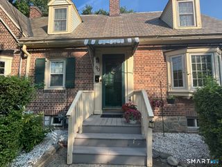 90 Sims Street, Bridgeport, CT 06604