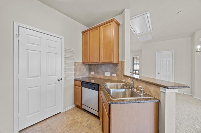1310 Parmer LN W 3201, Austin, TX 78727