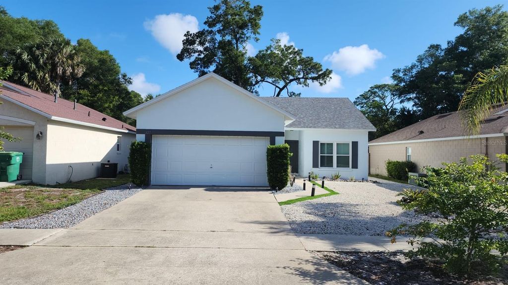 327 HERITAGE ESTATES LANE, Deland, FL 32720