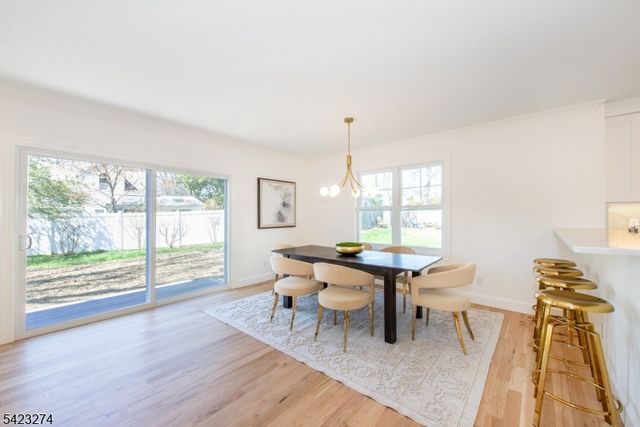 196 Vinton Cir, Fanwood Boro, NJ 07023