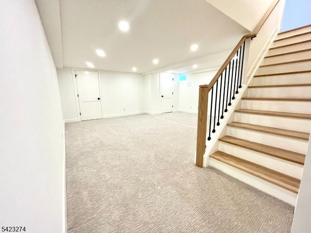 196 Vinton Cir, Fanwood Boro, NJ 07023