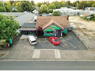 1030 W 5TH Ave, Eugene, OR 97402