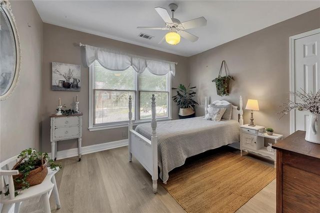 1914 Lilac Ridge Drive, Woodstock, GA 30189