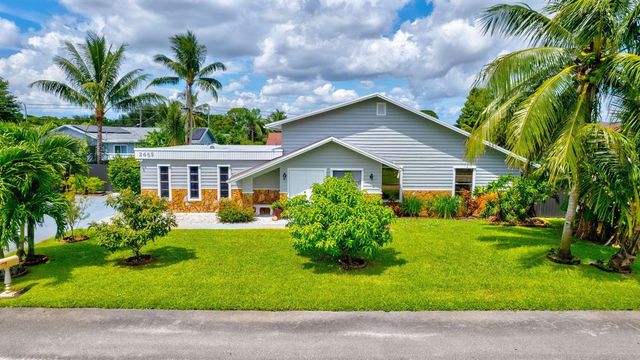 2469 Sun Up Lane, Lake Worth, FL 33462