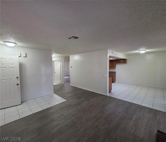 6671 West Tropicana Avenue 103, Las Vegas, NV 89103