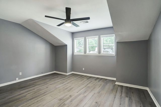 217 Loon River Drive, Houston, TX 77336