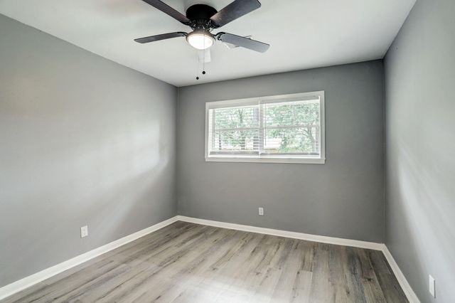 217 Loon River Drive, Houston, TX 77336