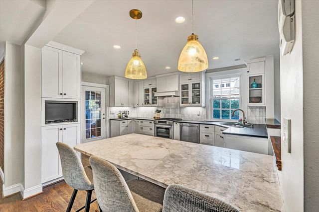 141 Lewis AVE, Salem, VA 24153