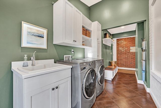 141 Lewis AVE, Salem, VA 24153