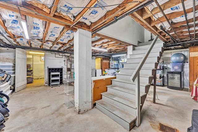 141 Lewis AVE, Salem, VA 24153