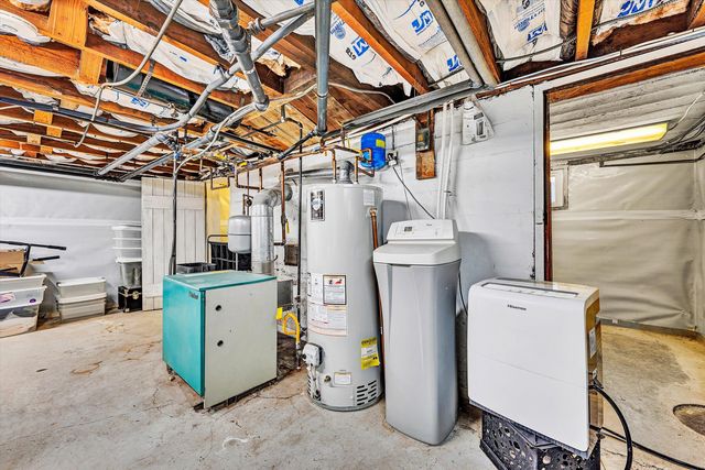 141 Lewis AVE, Salem, VA 24153