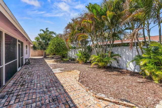 4153 Russell Street, Jupiter, FL 33469