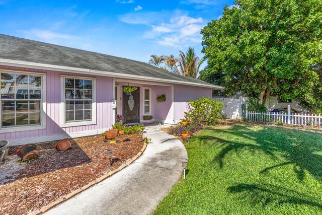4153 Russell Street, Jupiter, FL 33469
