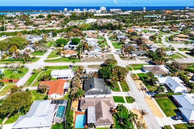 4153 Russell Street, Jupiter, FL 33469