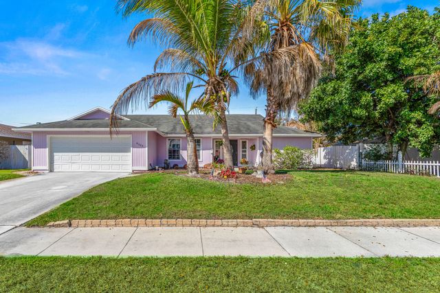 4153 Russell Street, Jupiter, FL 33469