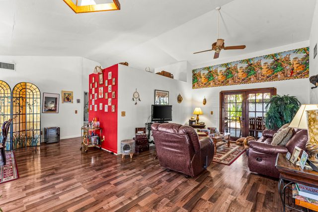 4153 Russell Street, Jupiter, FL 33469