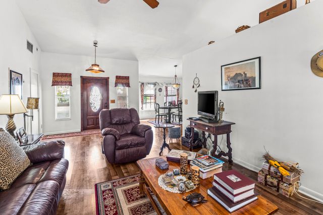 4153 Russell Street, Jupiter, FL 33469