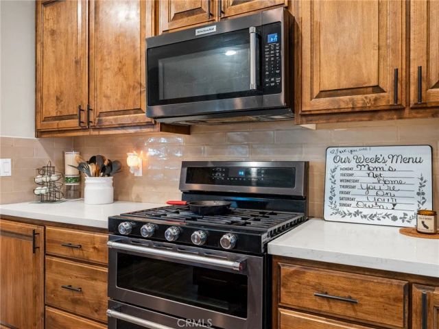 15620 Erie Road, Apple Valley, CA 92307