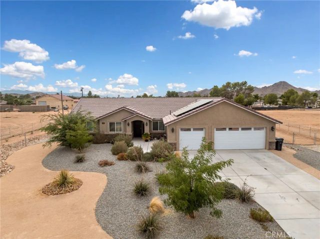 15620 Erie Road, Apple Valley, CA 92307