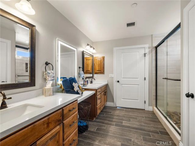 15620 Erie Road, Apple Valley, CA 92307