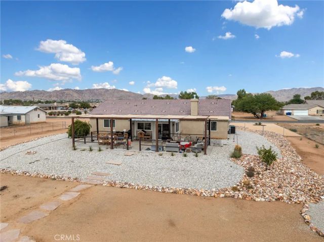 15620 Erie Road, Apple Valley, CA 92307