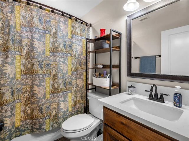 15620 Erie Road, Apple Valley, CA 92307