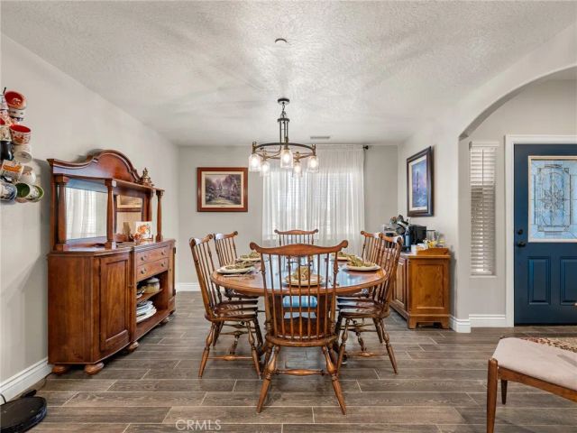 15620 Erie Road, Apple Valley, CA 92307