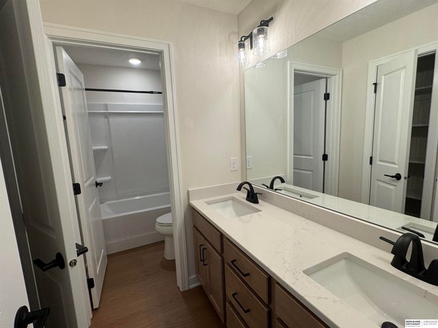 20808 Kansas Avenue, Elkhorn, NE 68022