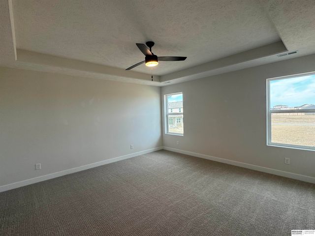 20808 Kansas Avenue, Elkhorn, NE 68022