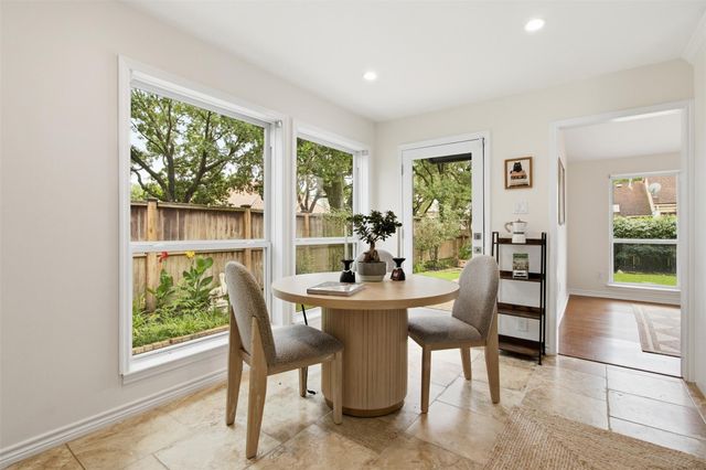 12203 Meadow Lake Drive, Houston, TX 77077