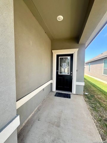 3327 Taurus Sky, Converse, TX 78109