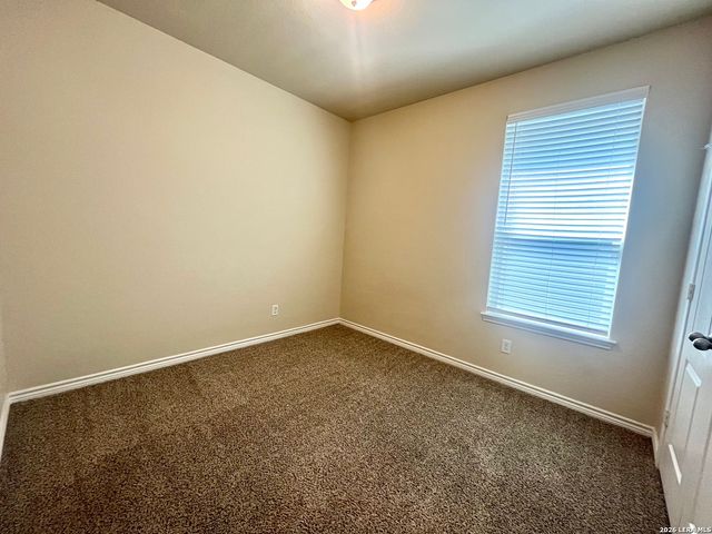 3327 Taurus Sky, Converse, TX 78109