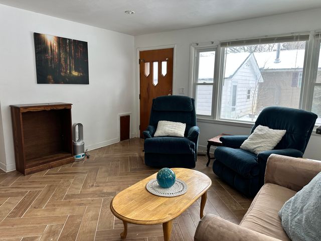 50330 Eastside Drive, Dowagiac, MI 49047