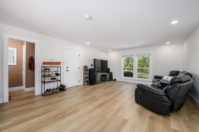 1601 Velvet Horn Ln, Rescue, CA 95672