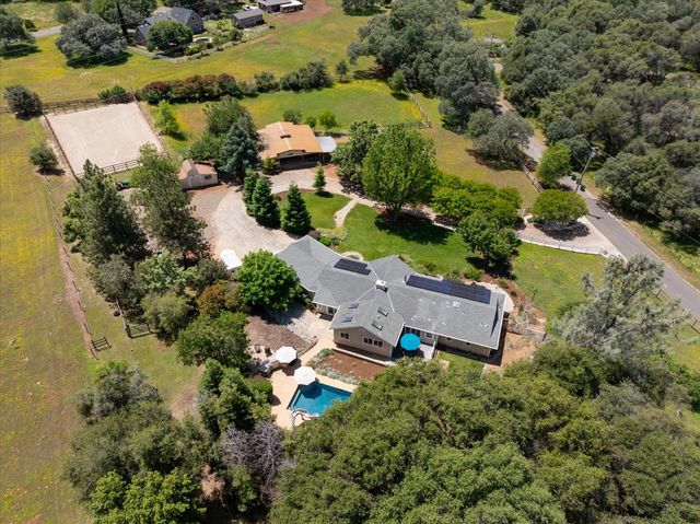 1601 Velvet Horn Ln, Rescue, CA 95672