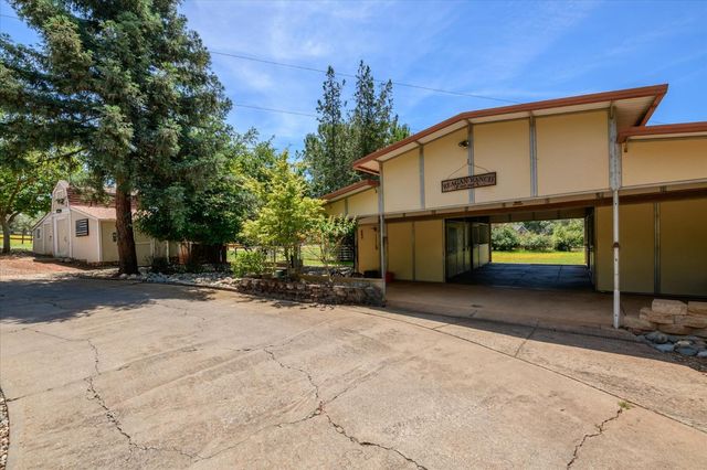 1601 Velvet Horn Ln, Rescue, CA 95672