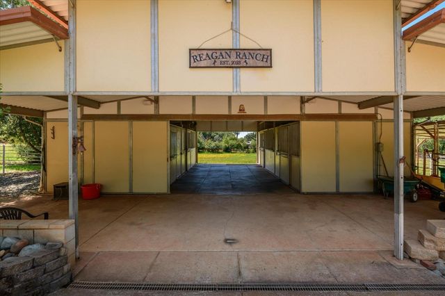 1601 Velvet Horn Ln, Rescue, CA 95672