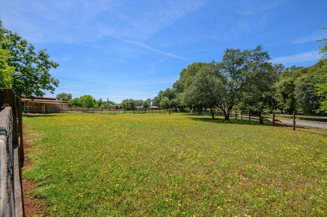 1601 Velvet Horn Ln, Rescue, CA 95672