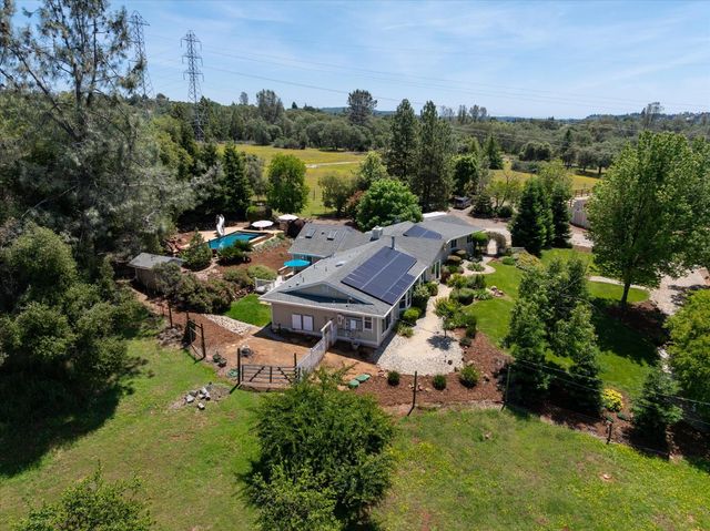 1601 Velvet Horn Ln, Rescue, CA 95672
